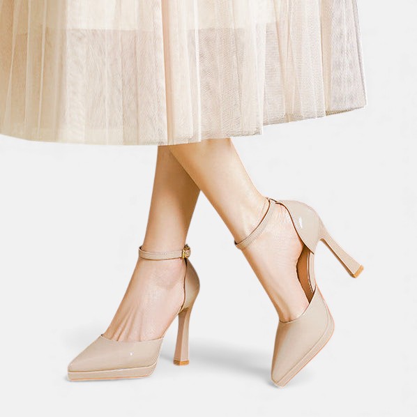 Evette Heels