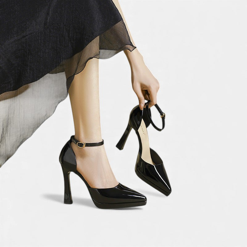 Evette Heels