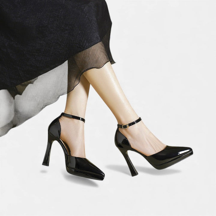 Evette Heels