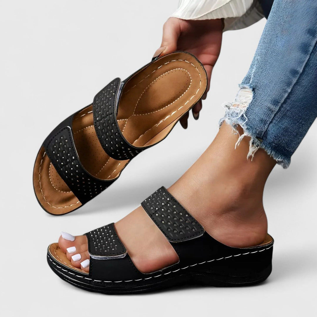 Ariella - Comfortable Sandals