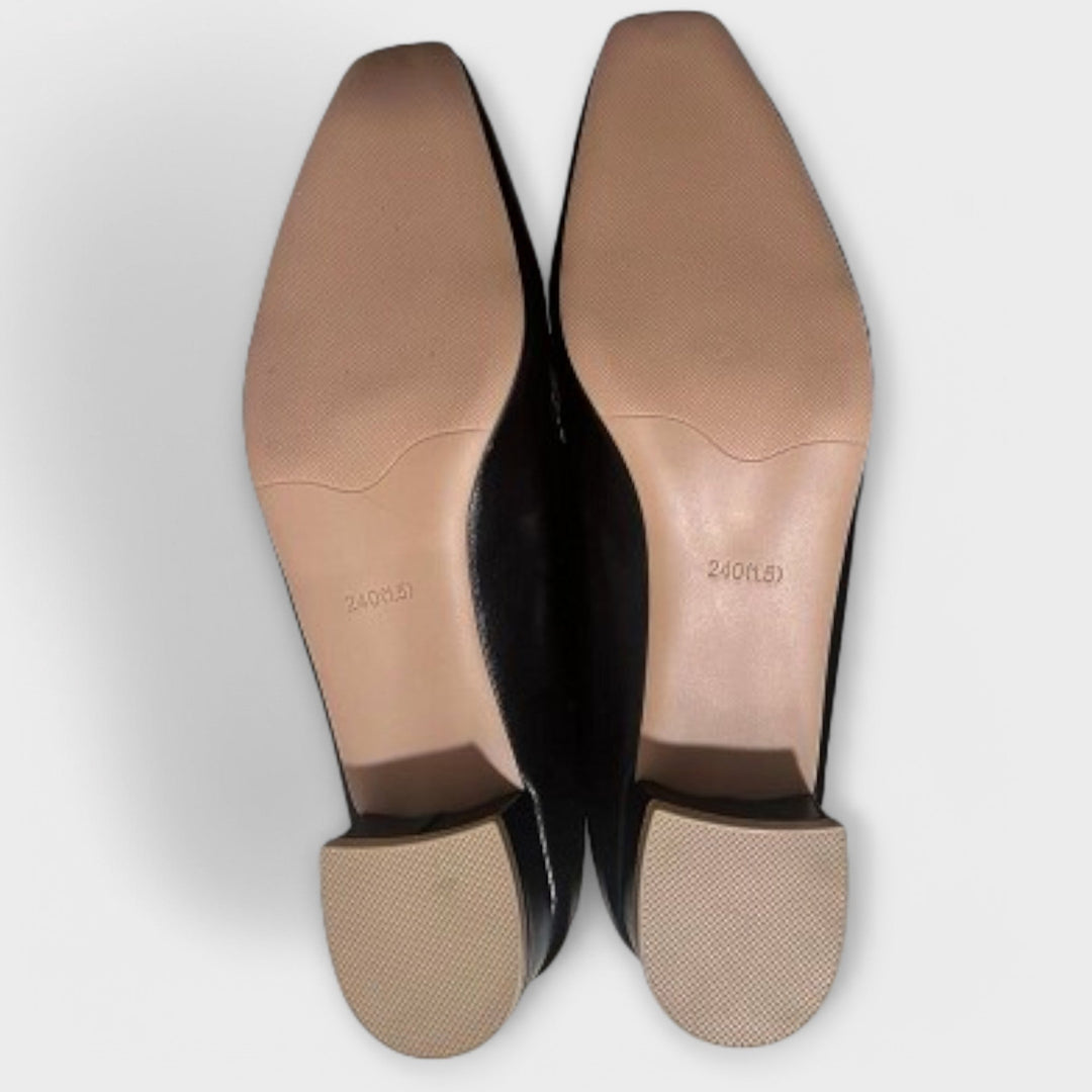 Monika - Slippers