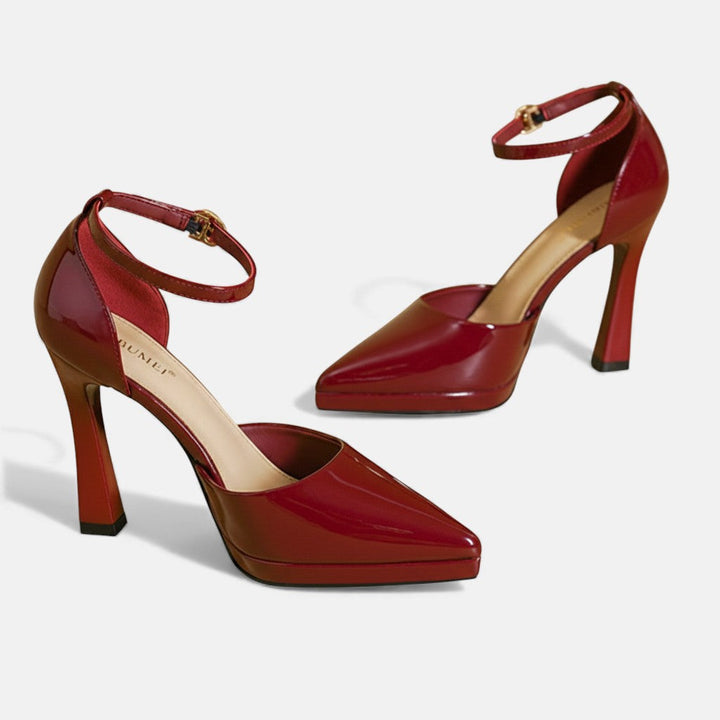 Evette Heels